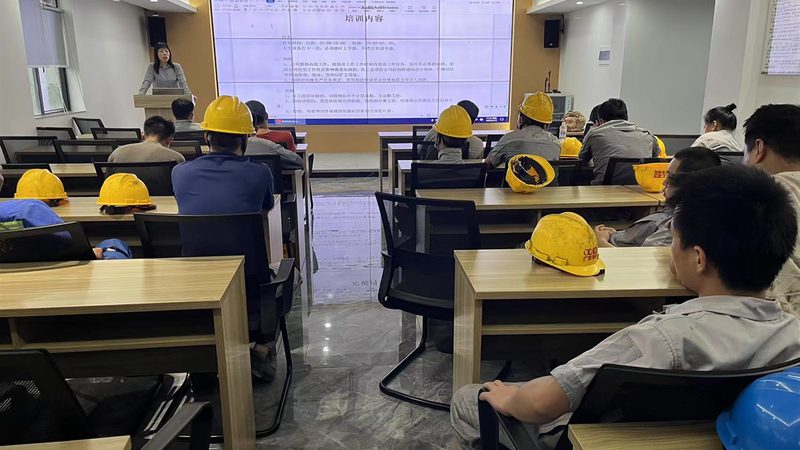 中层管理培训课程：内容与报价的深度解析**