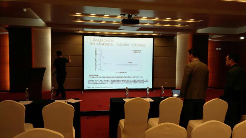 编程过程中会遇到各种难题，良好的心理素质有助于应对挑战。以下是一些建议：