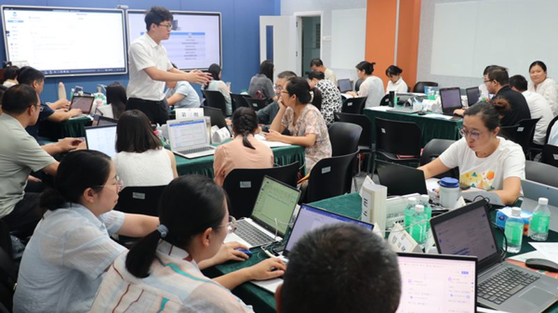 会计初级中级联报培训哪家好