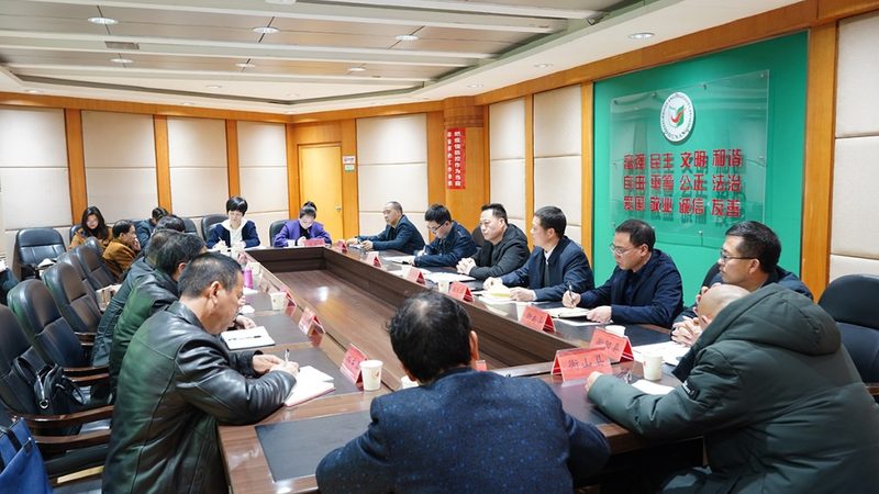 焊工培训加盟与自营：模式差异解析