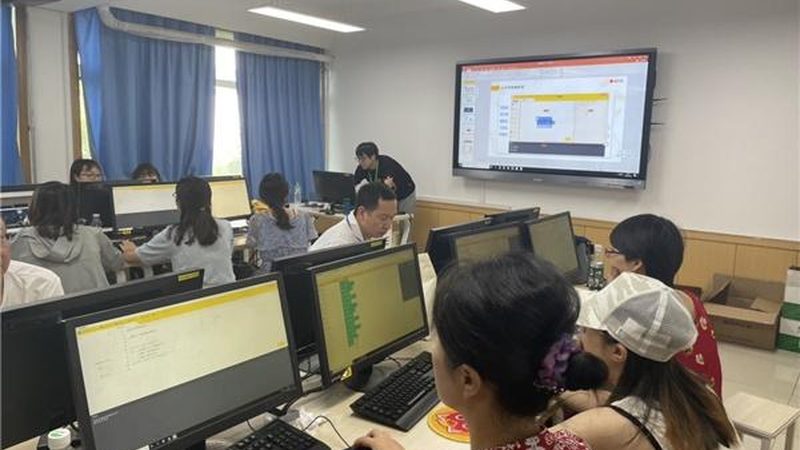线上职业培训售后服务：优与劣的辩证分析
